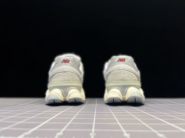 New Balance U9060LNY Sneakers in Cream and Grey