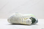 Nike Air Max 270 Sneakers in Ivory and Pale Green IO9884-001