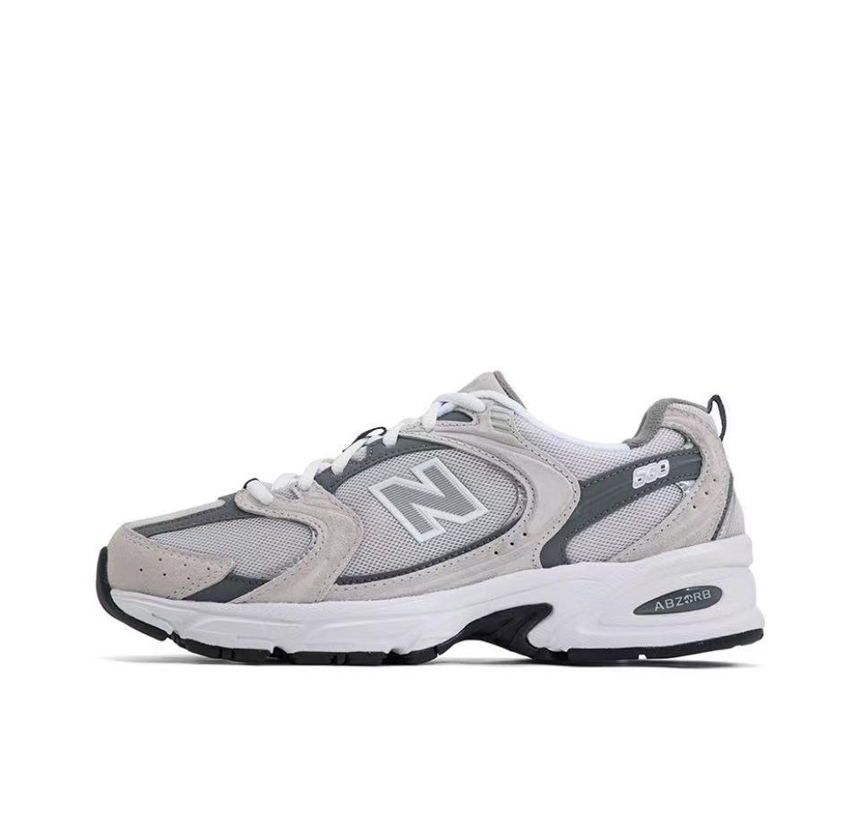 New Balance 530 Sneakers in Gray MR530CB