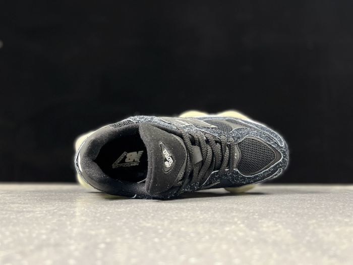 New Balance 9060 HSD Sneakers in Black and Cream