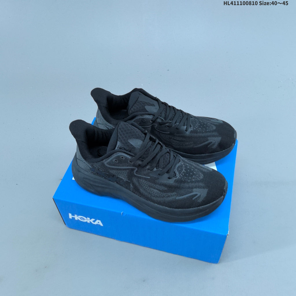 HOKA Clifton 10 Wide Running Shoes