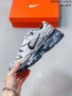 Nike Initiator Low-Top Sneakers White and Black 2607GVD115A15