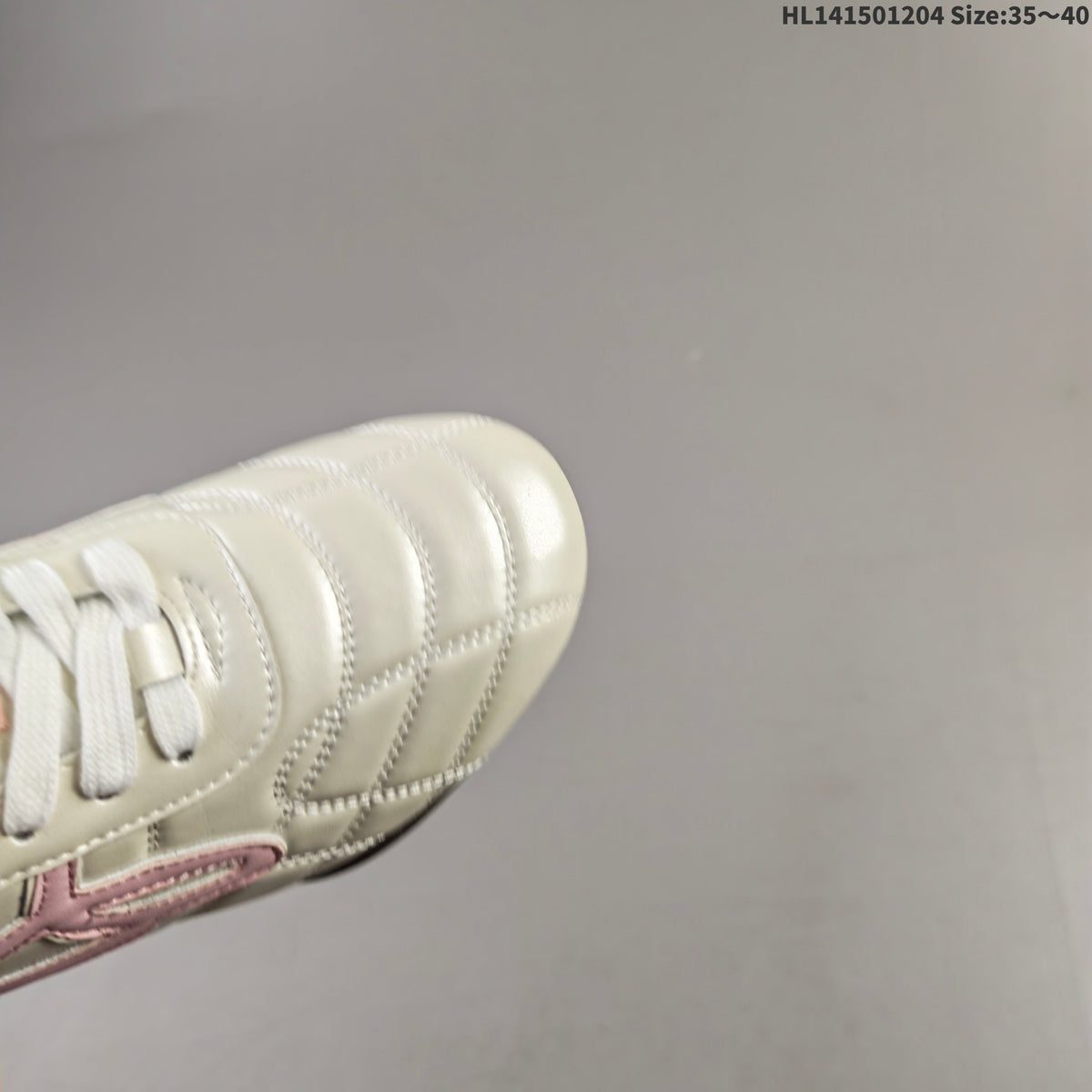 Good Bai G25X291 Low-Top Sneakers in White and Pink