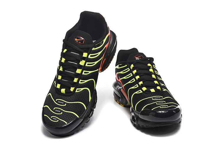 Nike Air Max Plus Black Neon Sneakers DM0032-028