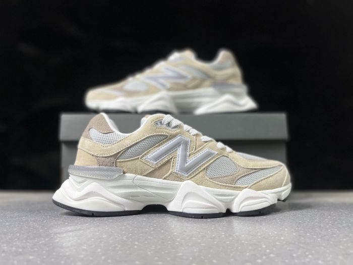 New Balance 9060 U9060LBD Beige Sneakers