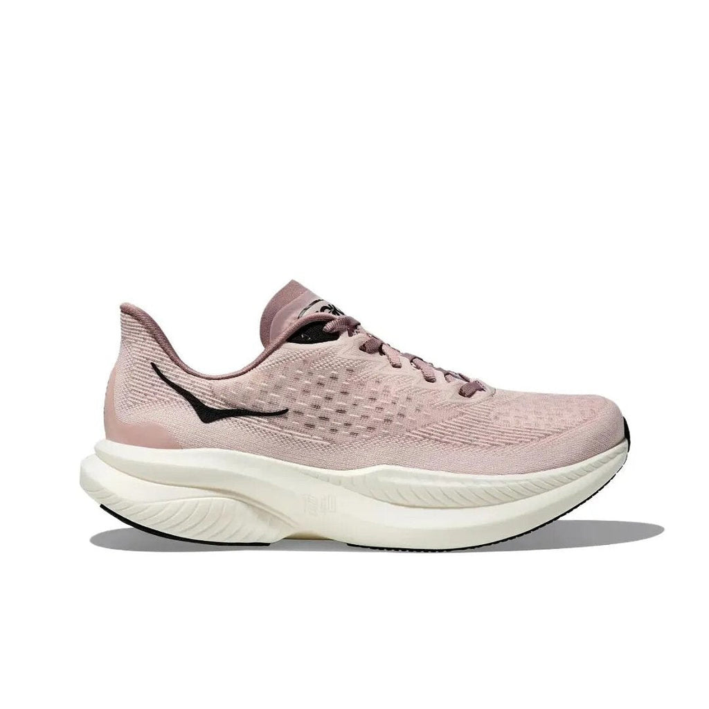 Nike Mach 6 Running Shoes in Pink