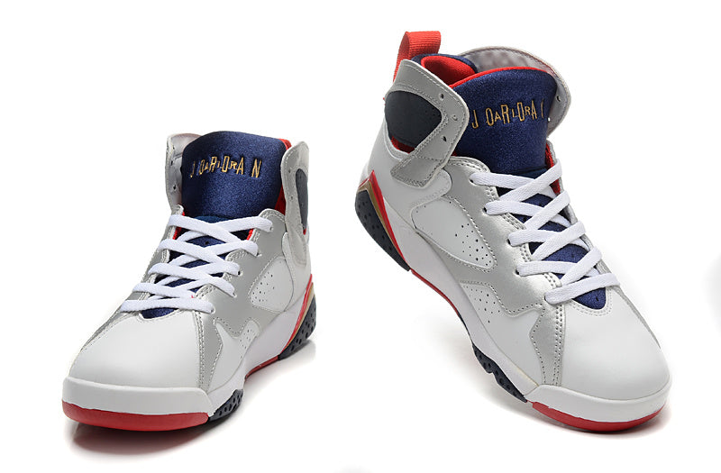Jordan Air Jordan 7 Retro GS Sneakers, Black and Gold