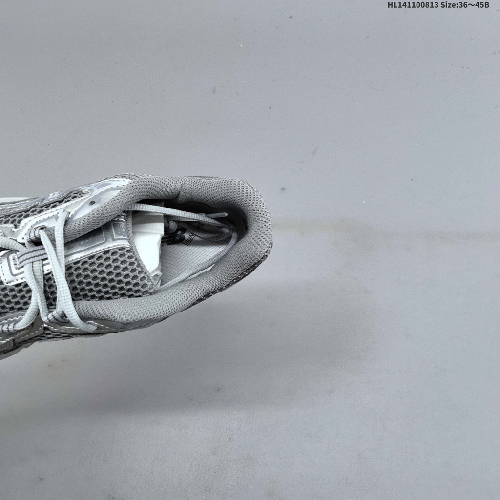 New Balance 740 Sneakers in Grey and Silver CR740MG