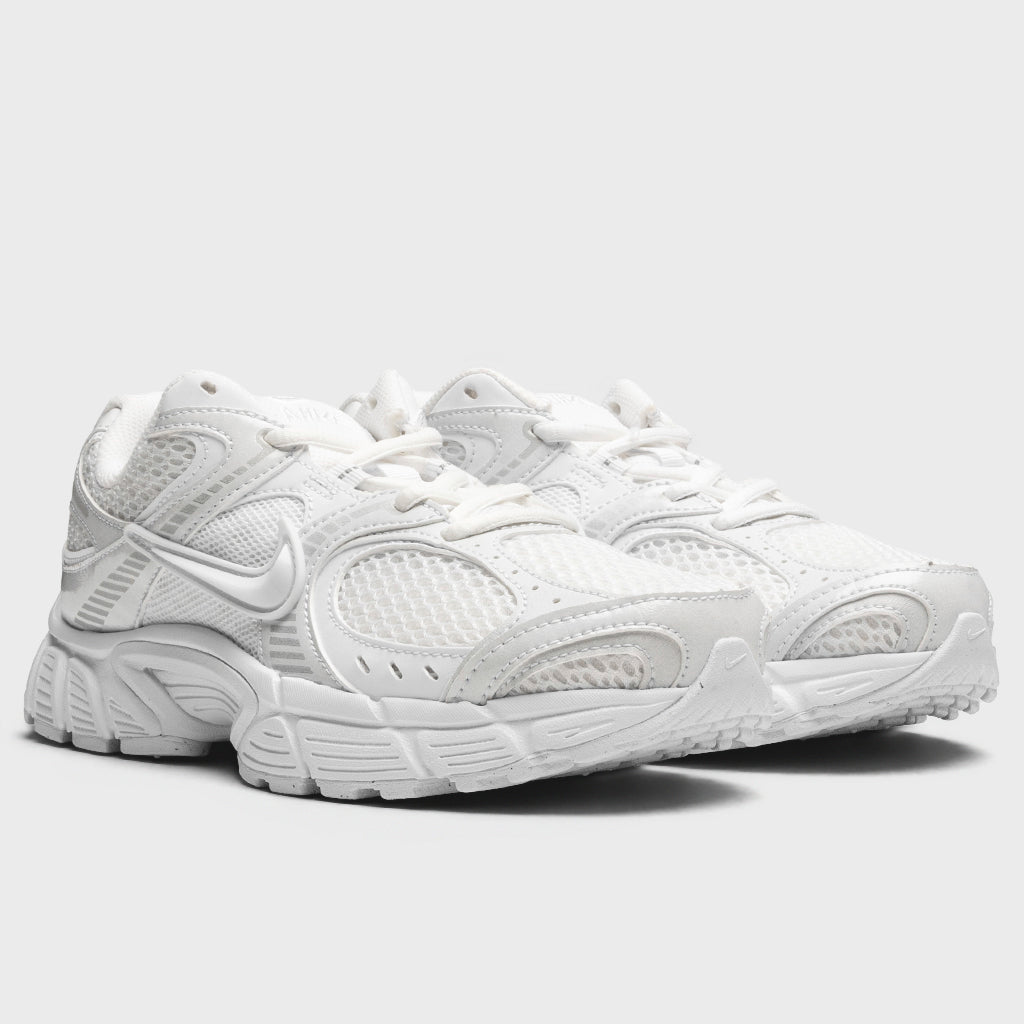 Women's V5 Runner - White/Black/Metallic Silver