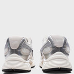 Women's V5 RNR - Summit White/Light Orewood Brown/Sail/Black