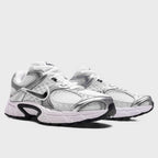 Women's V5 RNR - White/Black/Vast Grey/Metallic Silver