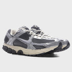Zoom Vomero 5 - Iron Grey/Chrome/Metallic Silver