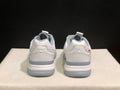 On The Roger Clubhouse Pro Tennis Shoes White Grey