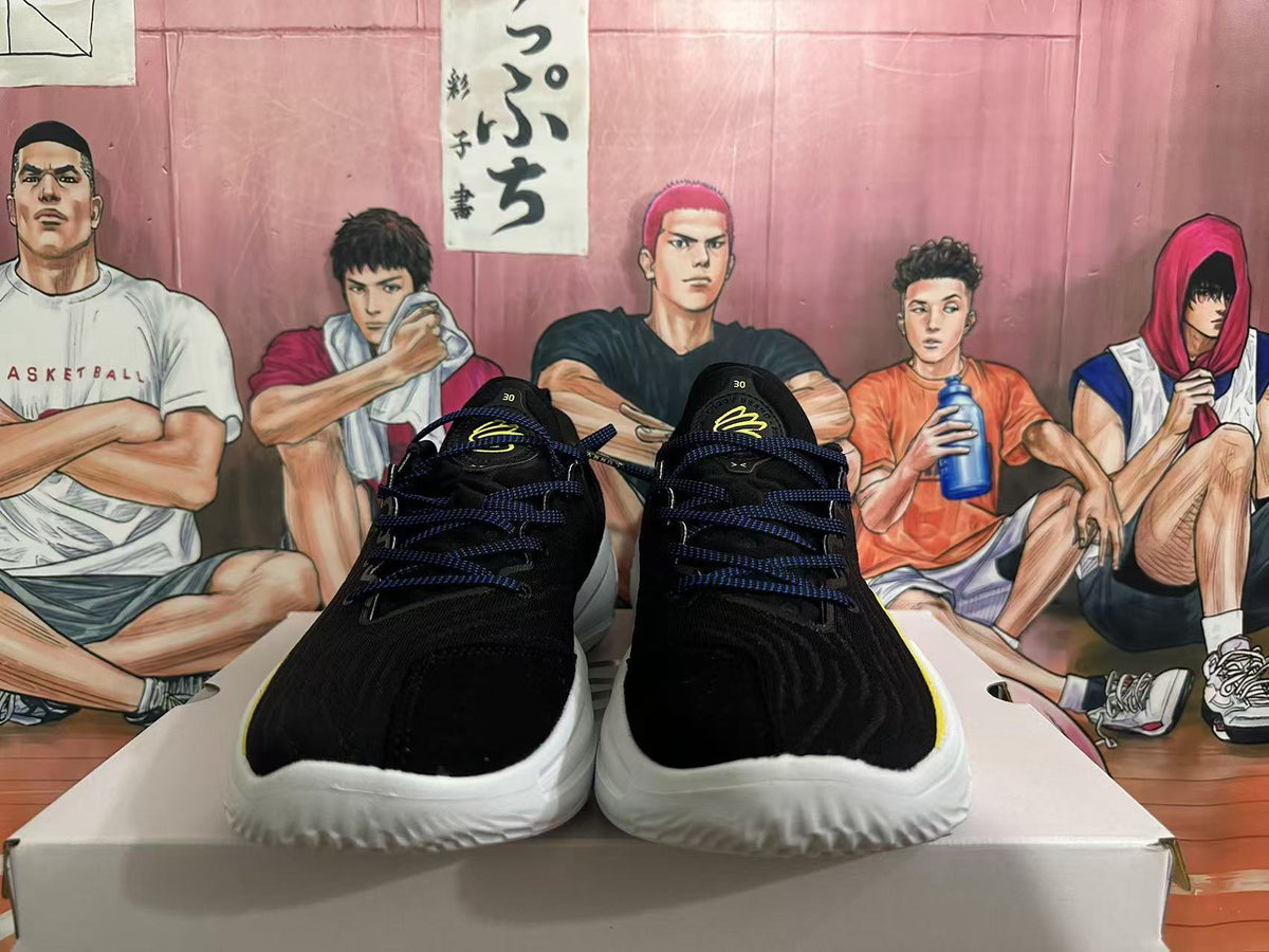 Basketball Shoes in Black, Yellow and Blue
