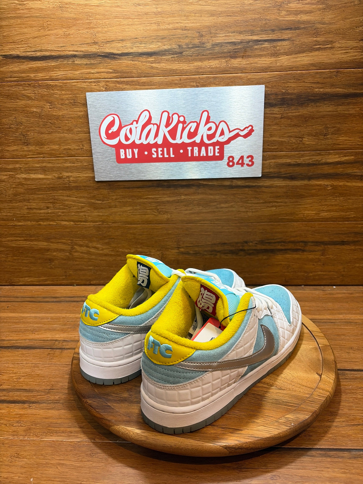 Nike SB Dunk Low FTC Lagoon Pulse