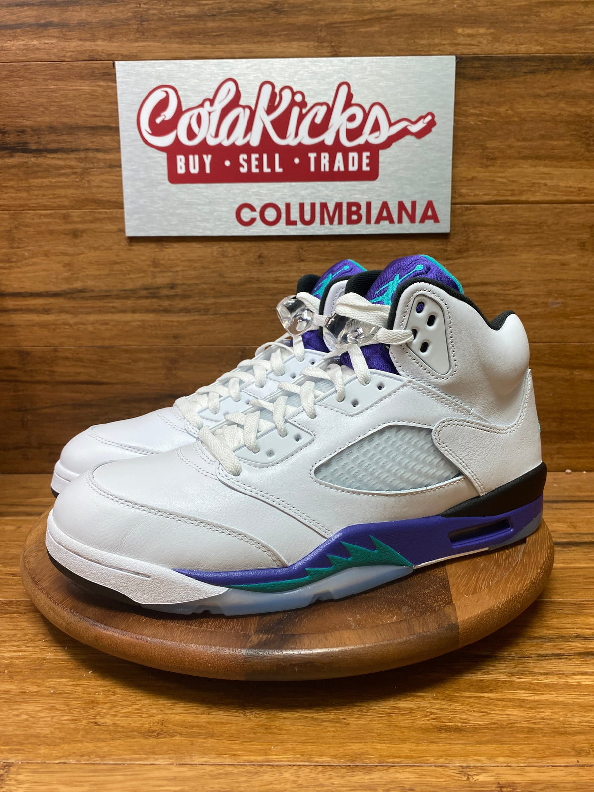 Jordan 5 Retro Grape (2025)