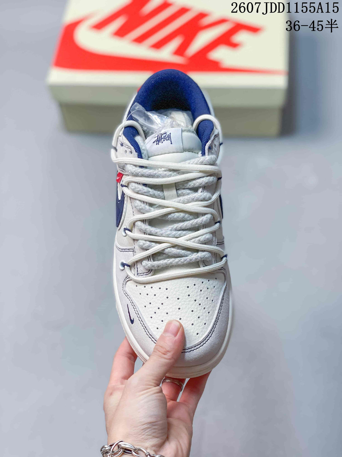Nike SB Dunk Low Stussy White Grey Navy Sneakers