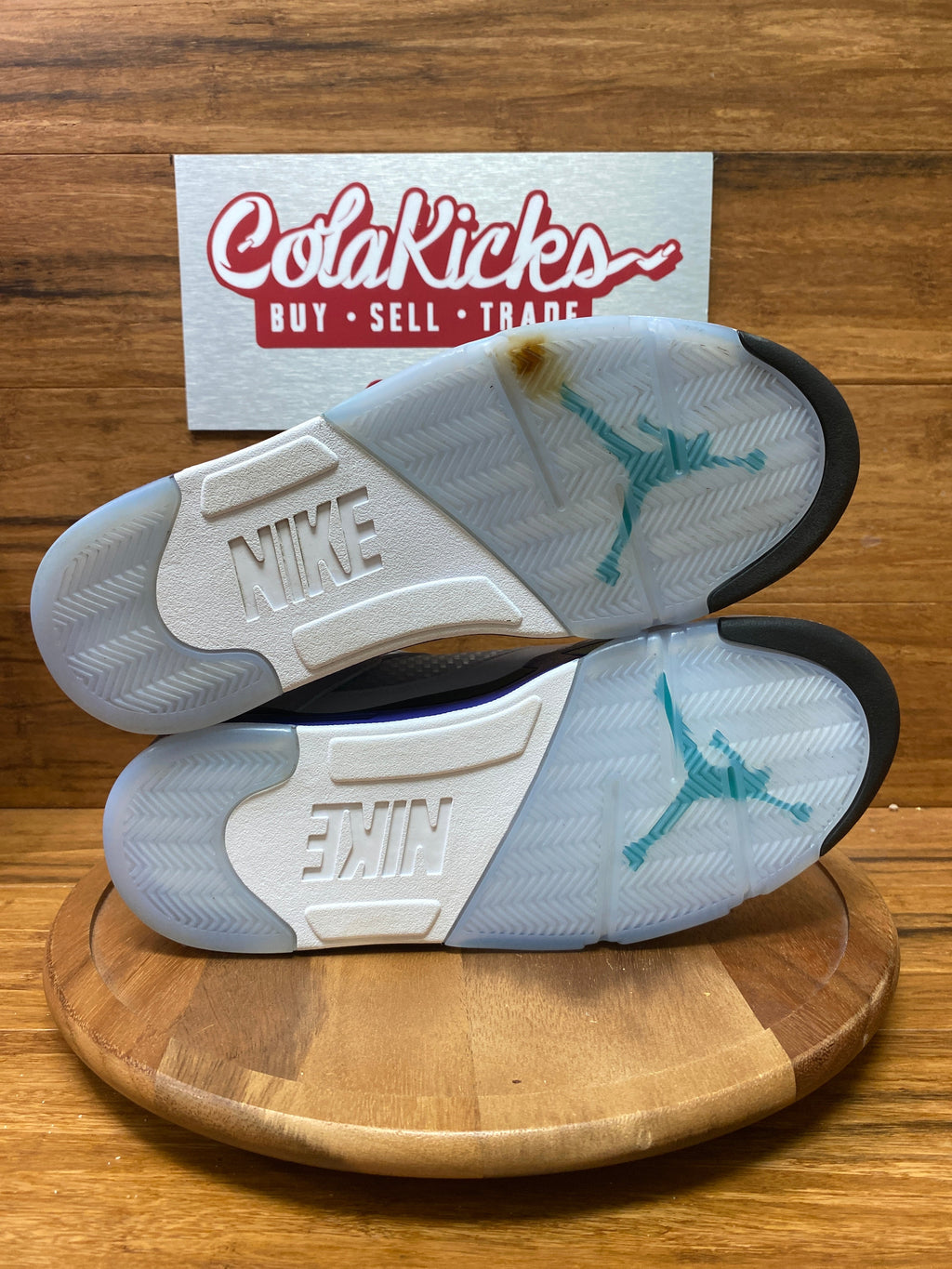 Jordan 5 Retro Grape (2025)