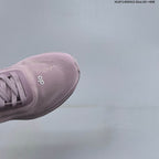 Alo Yoga Alo Runner Low-Top Sneakers in Mauve