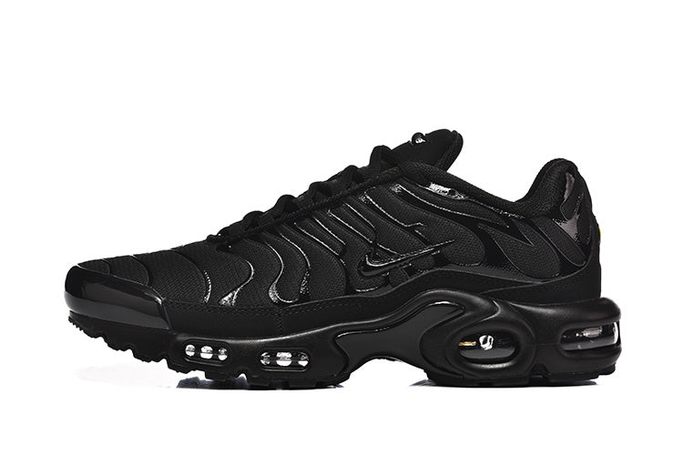 Nike Air Max Plus All Black Sneakers