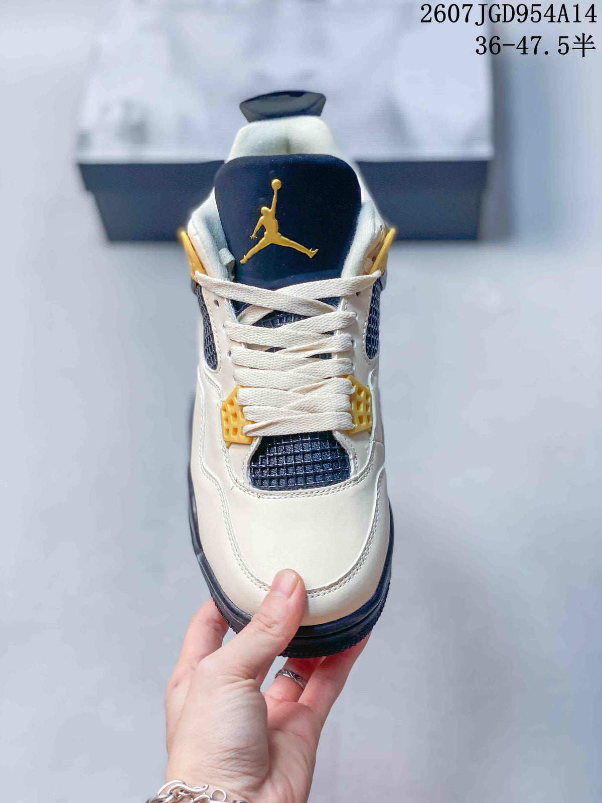 Jordan Air Jordan 4 Retro Sneakers Off-White