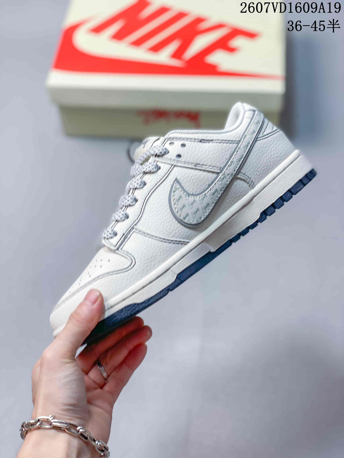 Nike Dunk Low Retro White Navy Sneakers 2607VD1609A19