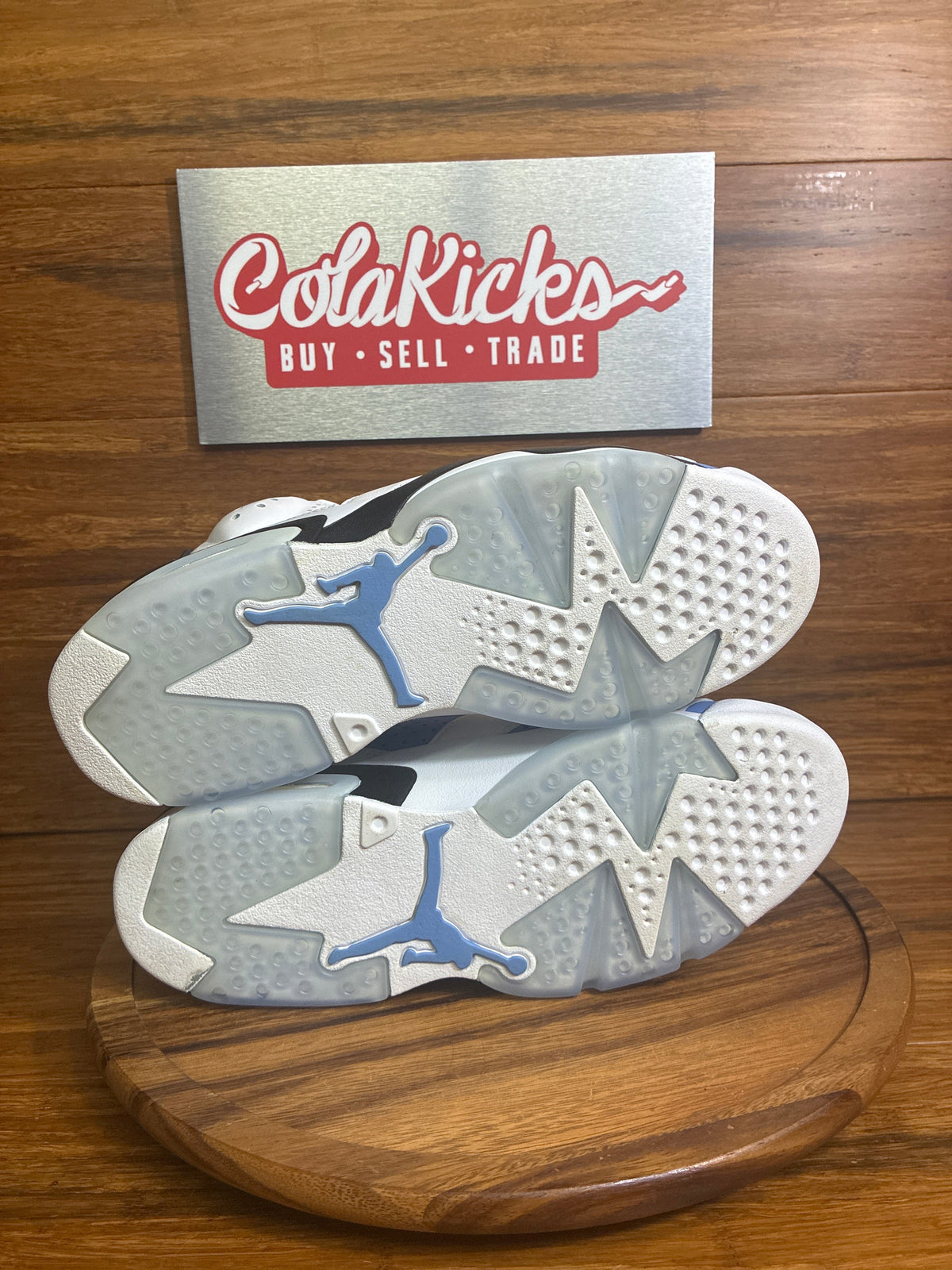 Jordan 6 Retro UNC White