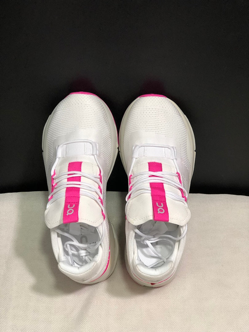 On Cloudnova Sneakers White Pink