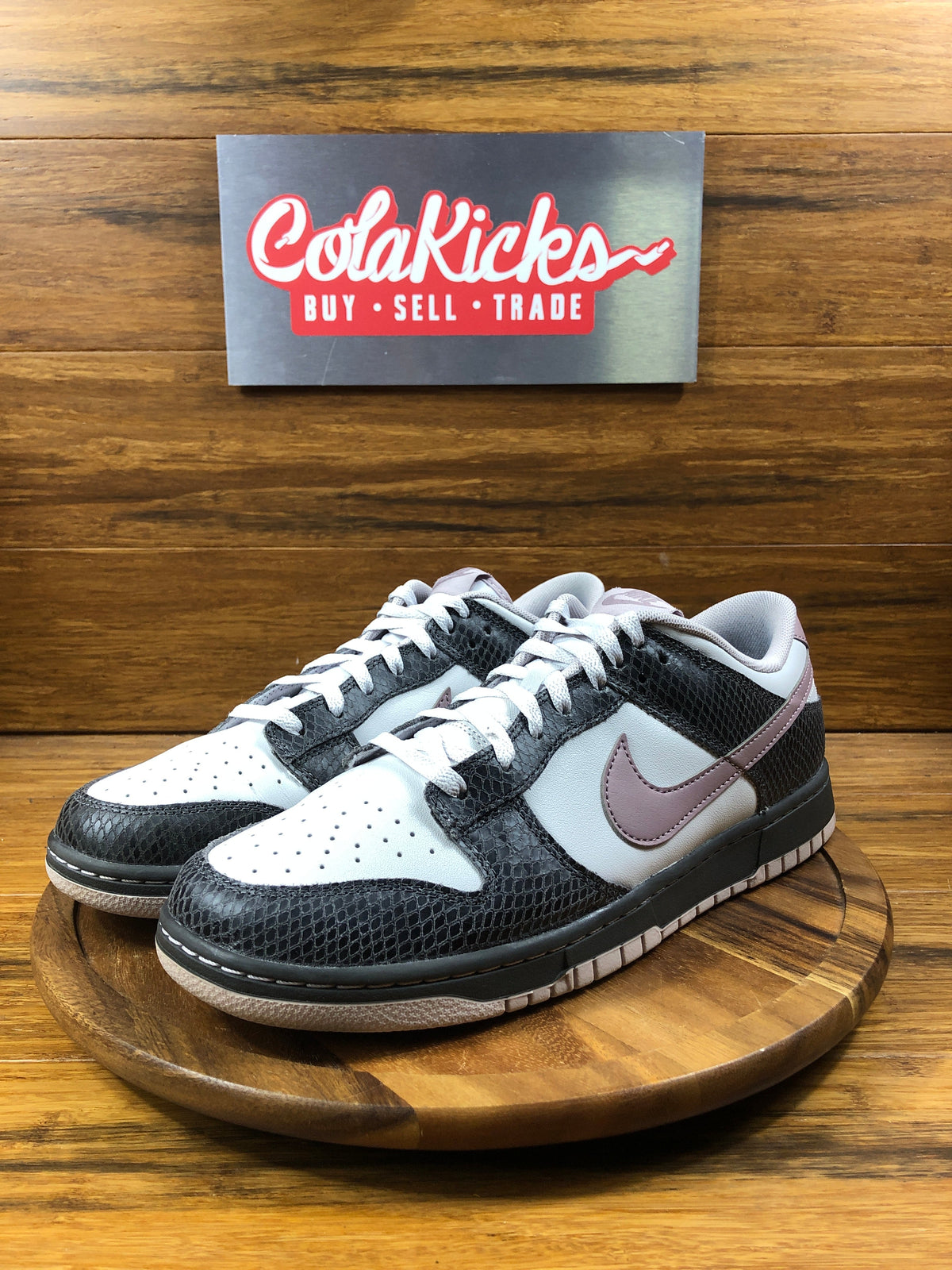 Nike Dunk Low SE Medium Ash Violet Snakeskin