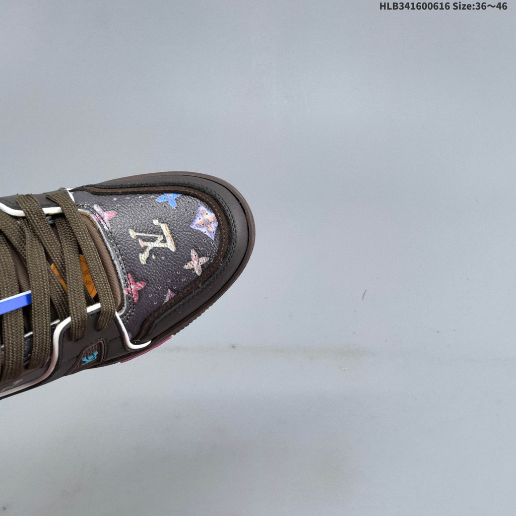 Louis Vuitton Trainer Sneakers in Brown Monogram Print