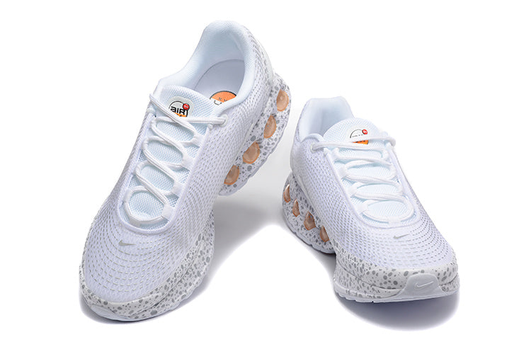 Nike Air Max DN SE White and Grey Sneakers