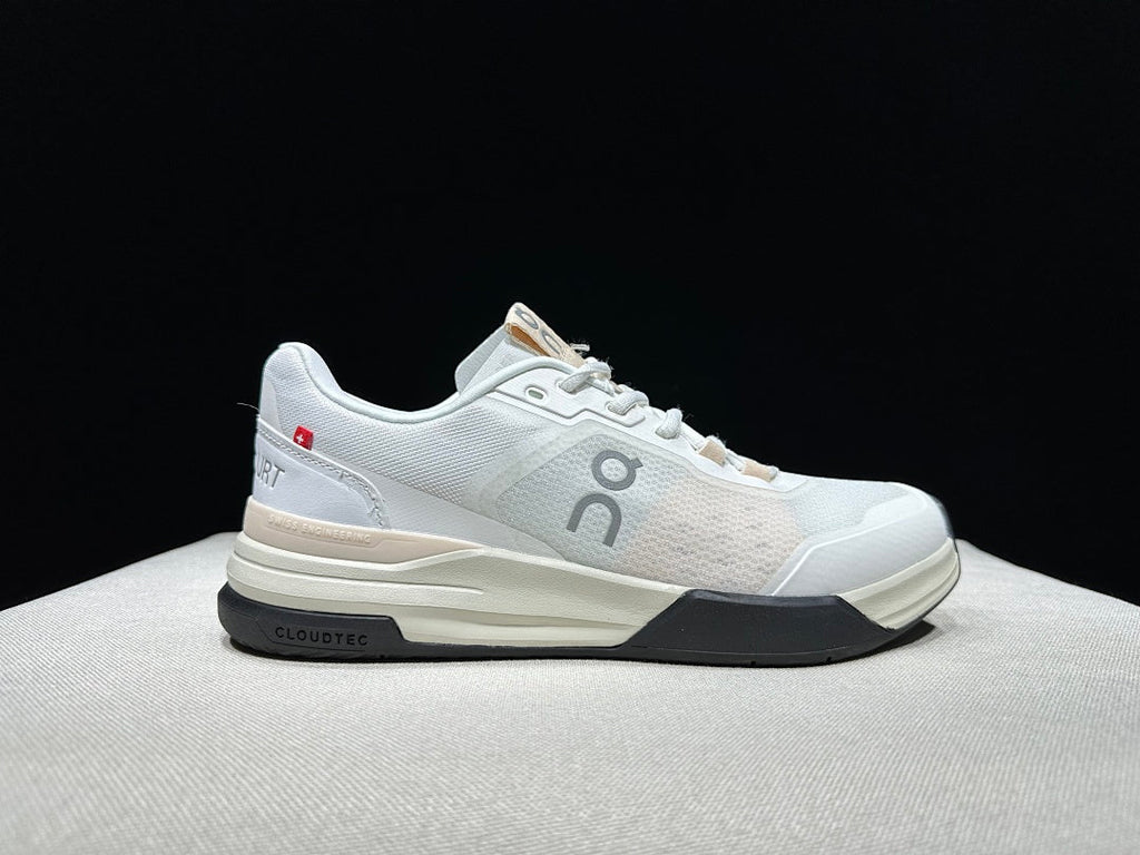 On The Roger Advantage Pro White and Beige Court Sneakers