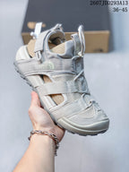 The North Face Outdoor Sandals Light Gray 2607JDD293A13