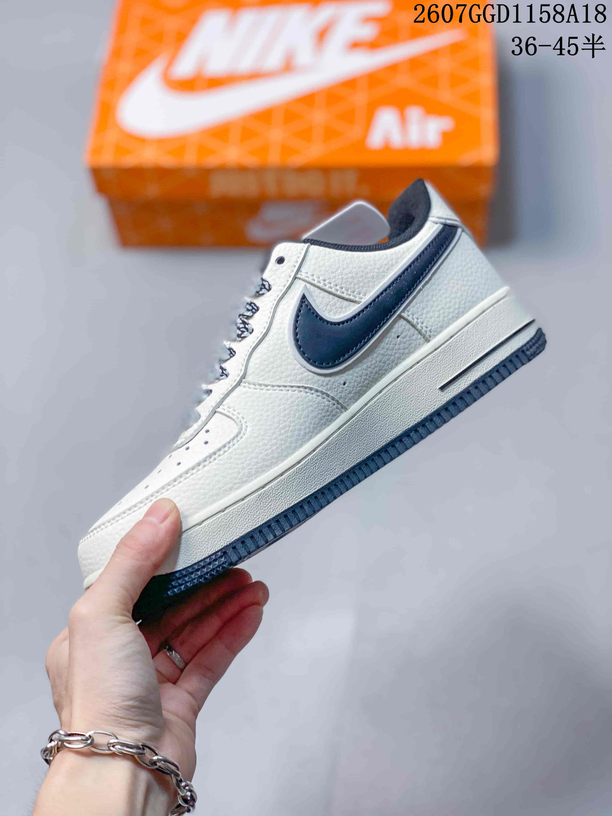 Nike Air Force 1 ’07 Low White Navy Sneakers 2607GGD1158A18