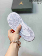 Jordan White Low-Top Kids Basketball Sneakers 2607NY1640A20