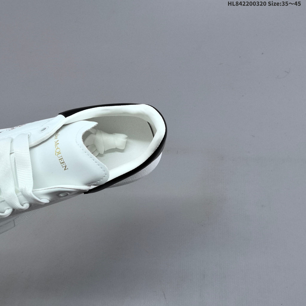 Alexander McQueen Oversized Low-Top Sneakers, White and Black