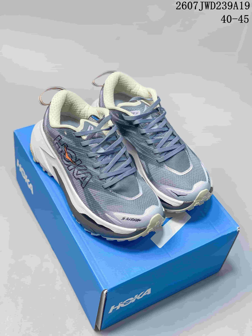 HOKA Rocket X 3 Low-Top Running Shoes Gray