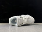 New Balance U9060VSE Sneakers in Cream and White