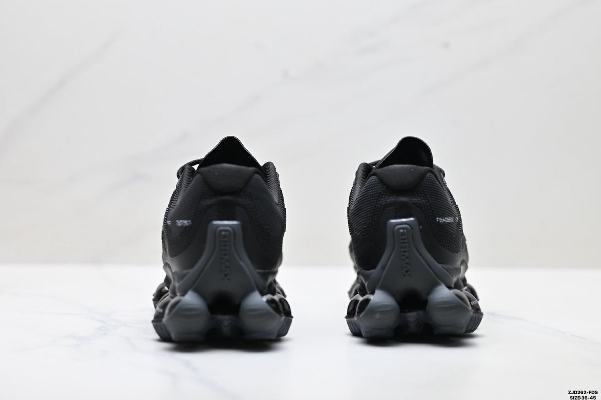 Nike Air Liquid Max x Fragment Black Sneakers