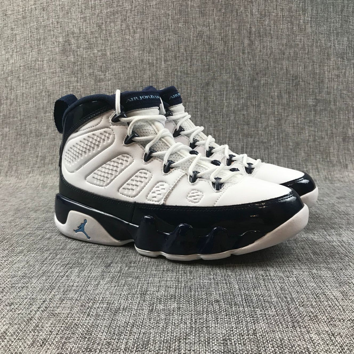 Jordan Air Jordan 9 Retro UNC High-Top Sneakers 302370-145