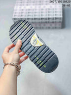 Premiata 2607 JYD110A20 Grey White Retro Sneakers