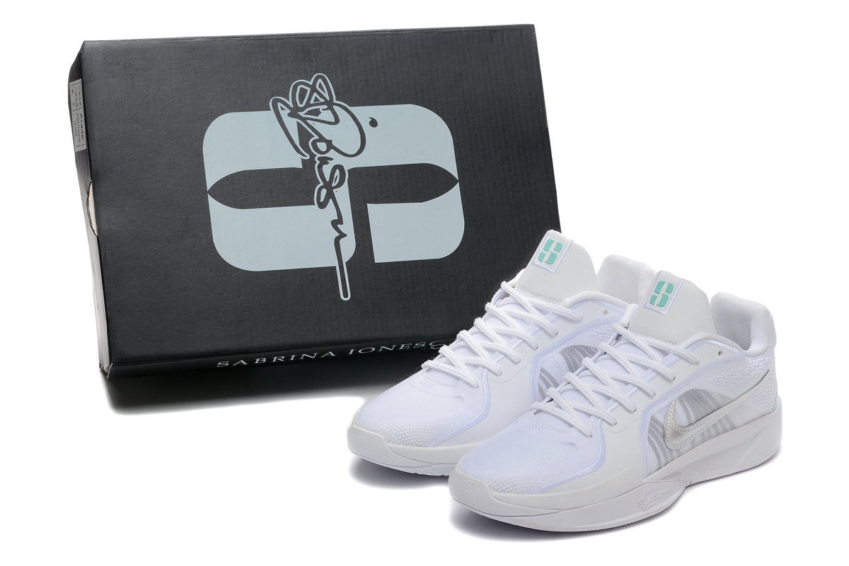 Nike Sabrina 2 Basketball Shoes White