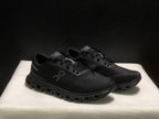 On Cloud 6 Push Black Running Sneakers