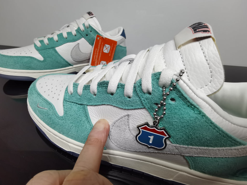 Nike SB Dunk Low Kasina White Mint Green Sneakers