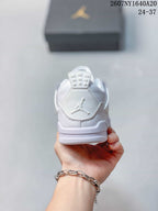 Jordan White Low-Top Kids Basketball Sneakers 2607NY1640A20