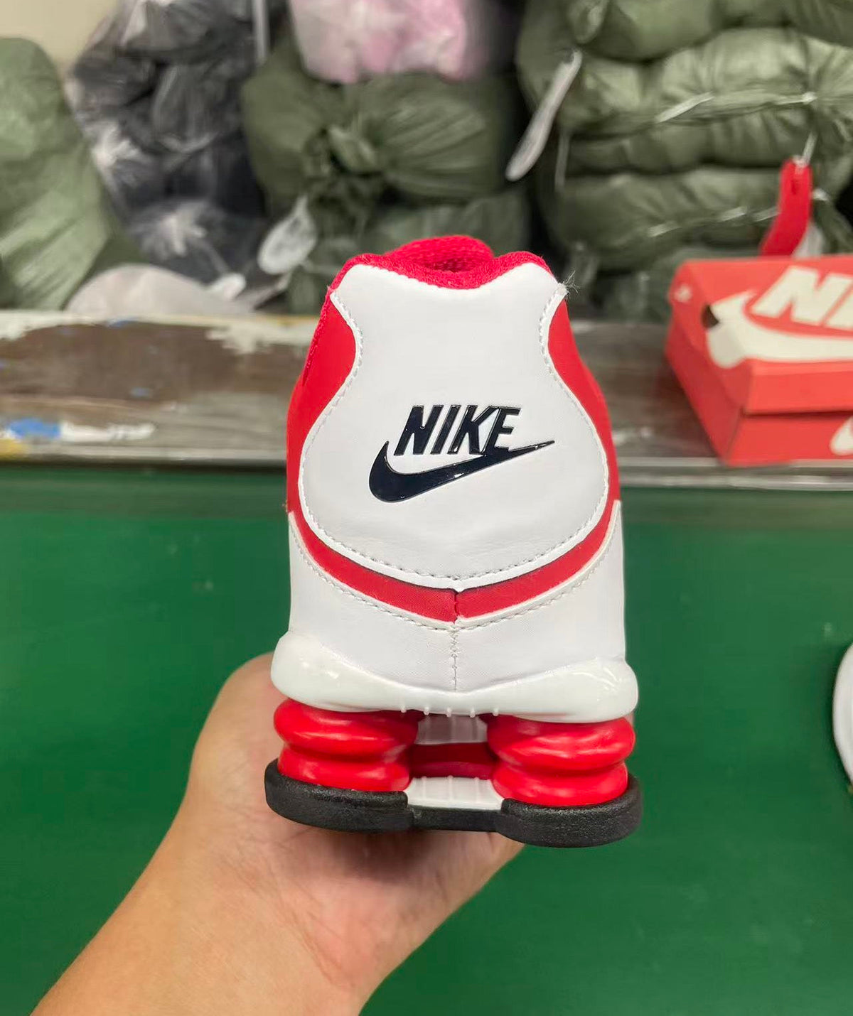 Nike Shox R4 Red and White Sneakers