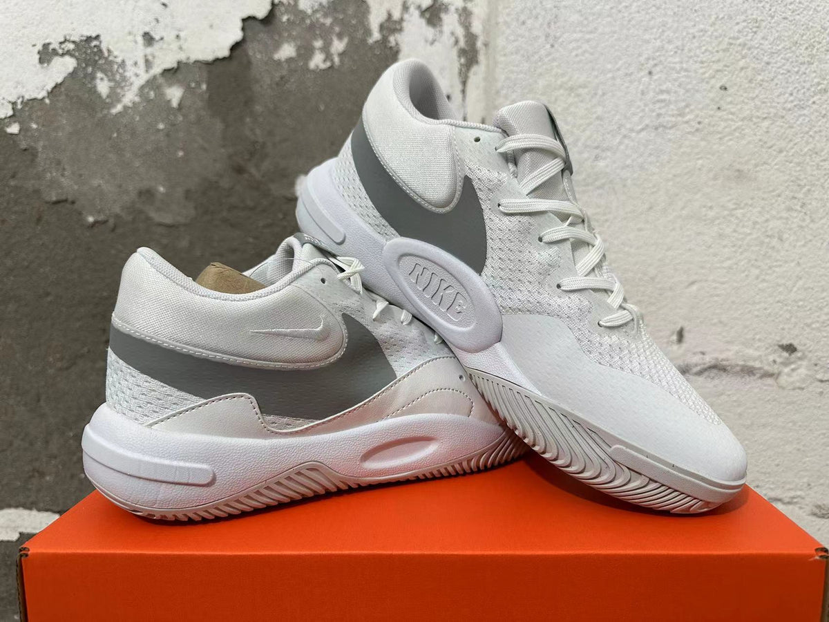 Nike Hyperquick Low-Top Training Shoes