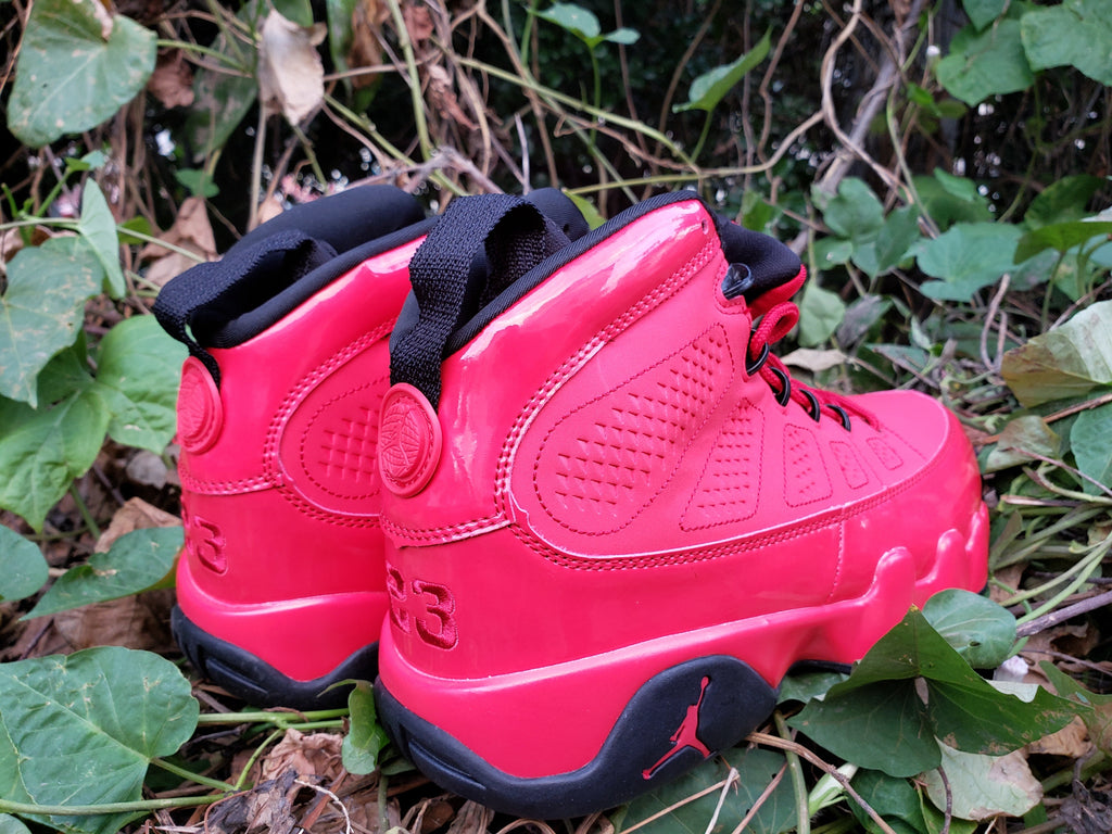 Air Jordan 9 High-Top Sneakers in Bulls Red and Black