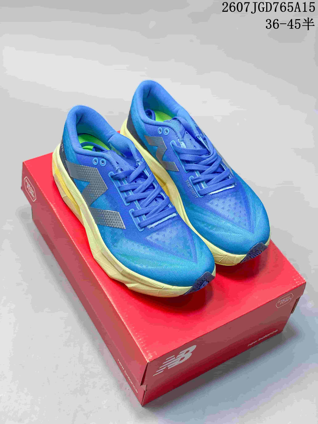 New Balance FuelCell SuperComp Trainer v2 Blue Yellow Running Shoes