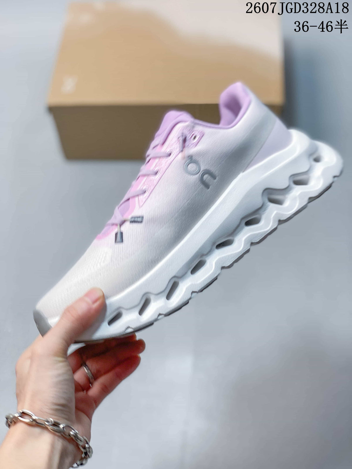 On Cloudtilt Sneakers White Lavender 2607TGD328A18